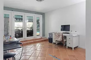 19751 SW 84th Ave, Cutler Bay, FL 33189 - Photo 13