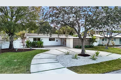 2749 NE 10th Ave, Wilton Manors, FL 33334 - Photo 11