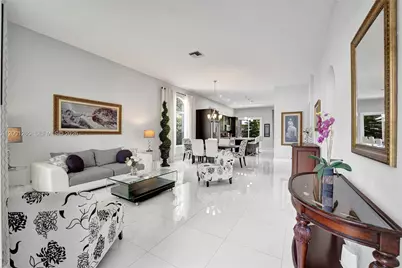 1445 NW 143rd Ave, Pembroke Pines, FL 33028 - Photo 7