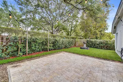 1445 NW 143rd Ave, Pembroke Pines, FL 33028 - Photo 85