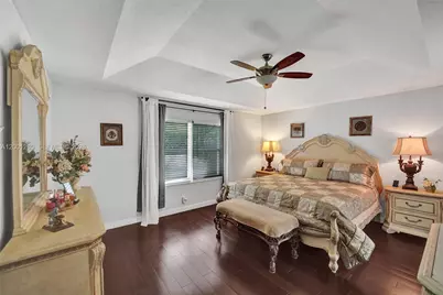 1445 NW 143rd Ave, Pembroke Pines, FL 33028 - Photo 51