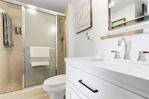 20301 W Country Club Dr, Aventura, FL 33180 - Photo 13