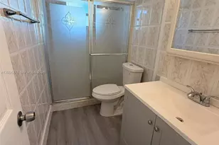 20111 NE 27th Ct, Aventura, FL 33180 - Photo 15