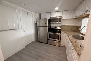 20111 NE 27th Ct, Aventura, FL 33180 - Photo 1