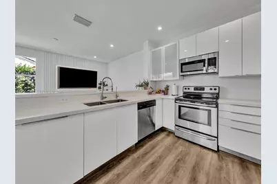 1042 Thistle Creek Ct, Weston, FL 33327 - Photo 13
