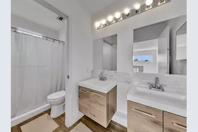 1042 Thistle Creek Ct, Weston, FL 33327 - Photo 43