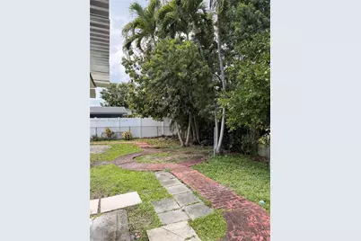 6613 Evergreen Dr #B, Miramar, FL 33023 - Photo 11