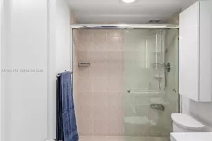 340 Sunset Dr, Fort Lauderdale, FL 33301 - Photo 51