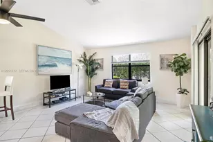 23128 Barwood Park Ln, Boca Raton, FL 33433 - Photo 5