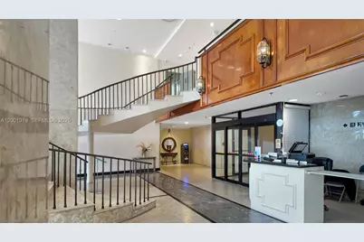 5601 Collins Ave #711, Miami Beach, FL 33140 - Photo 27