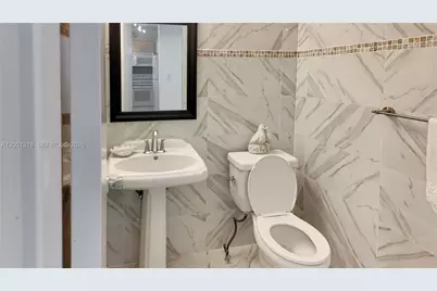 5601 Collins Ave #711, Miami Beach, FL 33140 - Photo 7