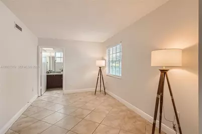 29 Santillane Ave #2, Coral Gables, FL 33134 - Photo 3