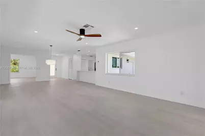 9125 SE Karin St, Hobe Sound, FL 33455 - Photo 19