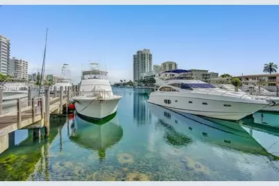 7900 Harbor Island Dr #704, North Bay Village, FL 33141 - Photo 3