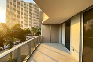 488 NE 18th St, Miami, FL 33132 - Photo 1