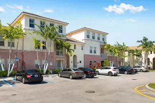 10012 NW 7th St, Miami, FL 33172 - Photo 11