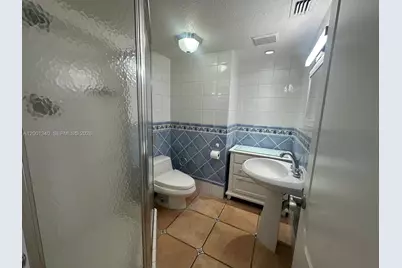 2555 Collins Ave #711, Miami Beach, FL 33140 - Photo 7