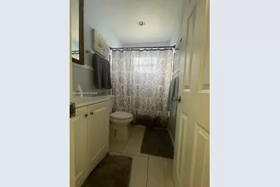 800 N 70th Ave, Hollywood, FL 33024 - Photo 11