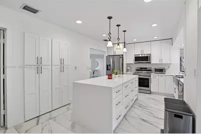 9280 SW 55th Ct, Cooper City, FL 33328 - Photo 13