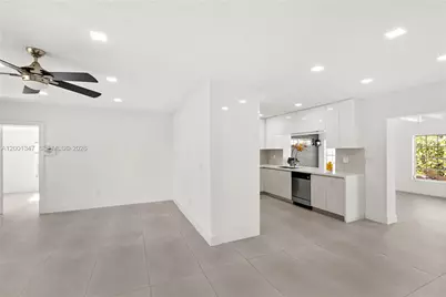 6605 SW 61st St, South Miami, FL 33143 - Photo 11