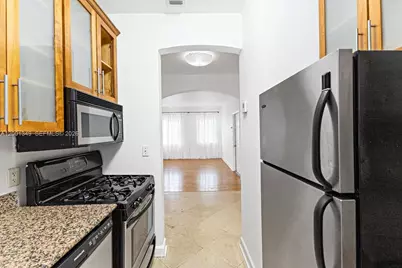 1561 Lenox Ave #4, Miami Beach, FL 33139 - Photo 7