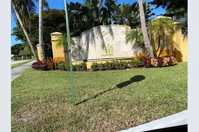 9645 NW 1st Ct #1-302, Pembroke Pines, FL 33024 - Photo 5