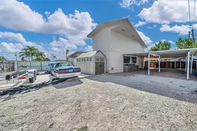 8241 SW 12th Ter, Miami, FL 33144 - Photo 15