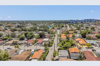 503 NW 43rd Pl, Miami, FL 33126 - Photo 3