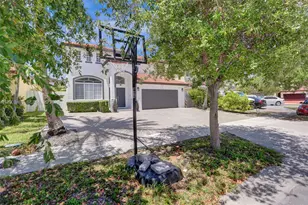 10231 SW 227th Ln, Cutler Bay, FL 33190 - Photo 5