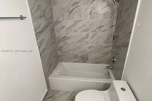 606 W 81st St, Hialeah, FL 33014 - Photo 7