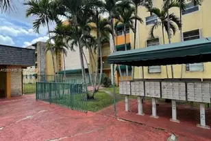 606 W 81st St, Hialeah, FL 33014 - Photo 19