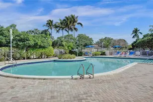 781 NW 170th Terrace, Pembroke Pines, FL 33028 - Photo 27