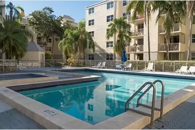 8245 Lake Dr #301, Doral, FL 33166 - Photo 13