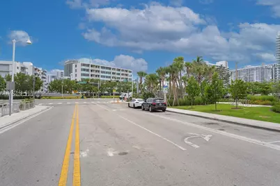 1670 Lincoln Ct #PH-E, Miami Beach, FL 33139 - Photo 19