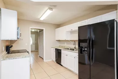3637 Avenue Montresor, Delray Beach, FL 33445 - Photo 7