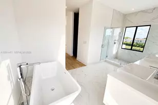 16776 Natures Wy, Weston, FL 33326 - Photo 17