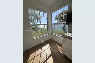 14621 Balgowan Rd #102-3, Miami Lakes, FL 33016 - Photo 11