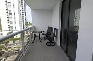 3701 N Country Club Dr, Aventura, FL 33180 - Photo 9