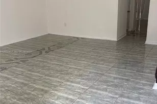 270 NE 142nd St, Miami, FL 33161 - Photo 3
