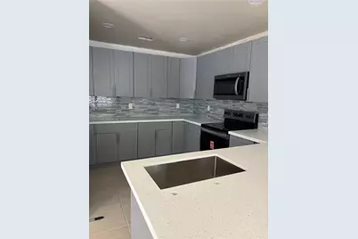 5450 NW 94th Ter, Sunrise, FL 33351 - Photo 7