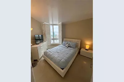 6365 Collins Ave #1703, Miami Beach, FL 33141 - Photo 13