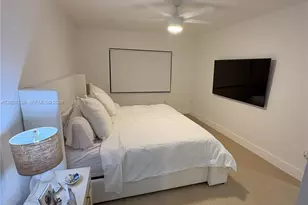7927 SW 104th St, Miami, FL 33156 - Photo 9