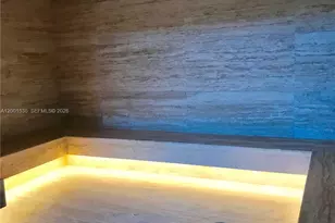 16385 Biscayne Blvd, North Miami Beach, FL 33160 - Photo 21