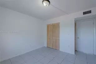 1111 NW 19th Ave, Miami, FL 33125 - Photo 9