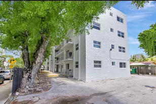 1111 NW 19th Ave, Miami, FL 33125 - Photo 19