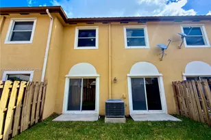 14110 SW 51st Ct, Miramar, FL 33027 - Photo 11
