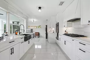 11920 NW 31st Pl, Sunrise, FL 33323 - Photo 11