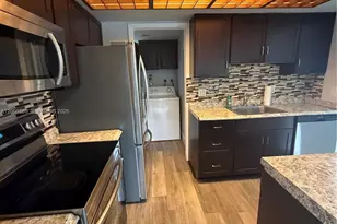 7200 NW 2nd Ave, Boca Raton, FL 33487 - Photo 23