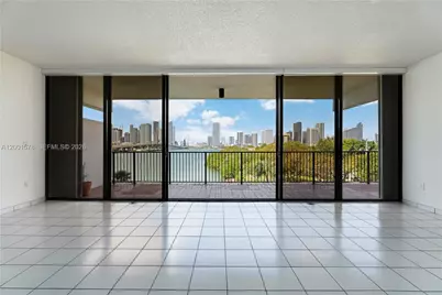 1000 Venetian Way #408, Miami, FL 33139 - Photo 11