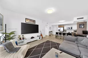 1010 SW 2nd Ave, Miami, FL 33130 - Photo 11
